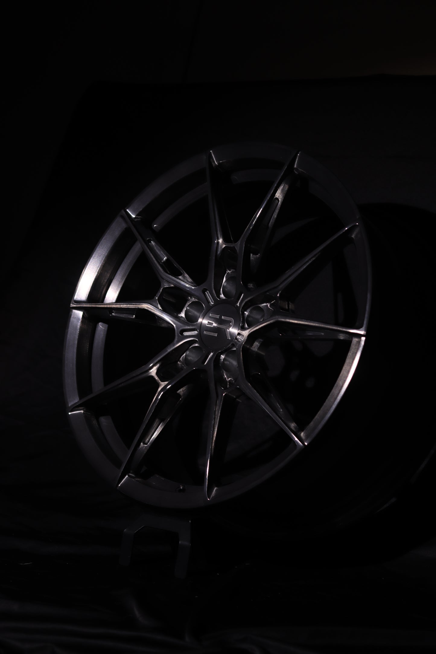 SILVER-ARROW 系列 SA-01 灰髮絲紋