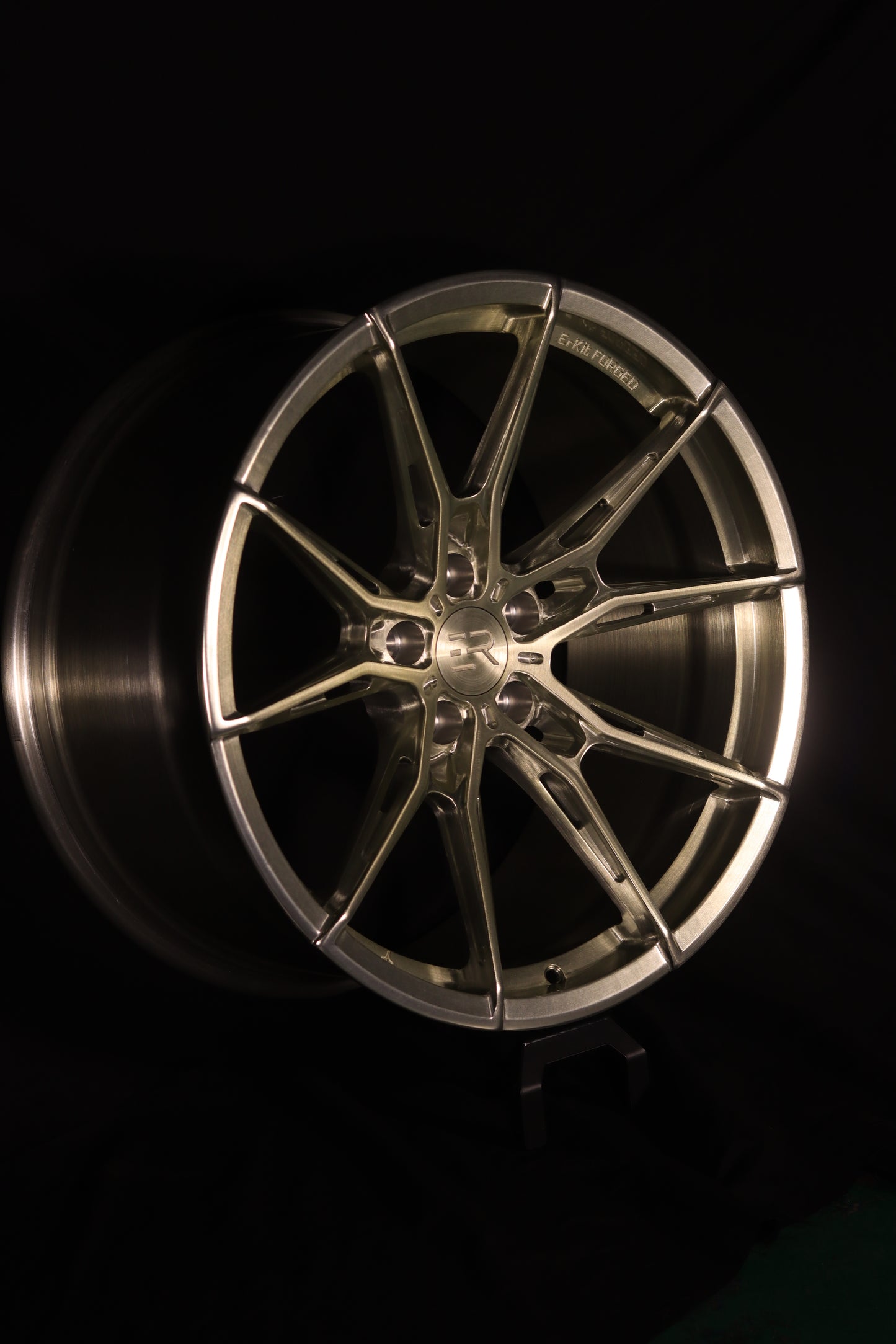 SILVER-ARROW 系列 SA-01 淡金色髮絲紋
