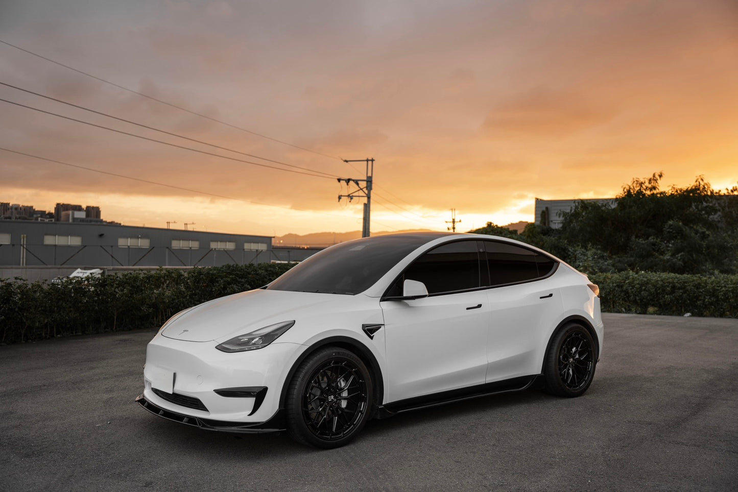 URBN Series UB-23 | Tesla Model Y