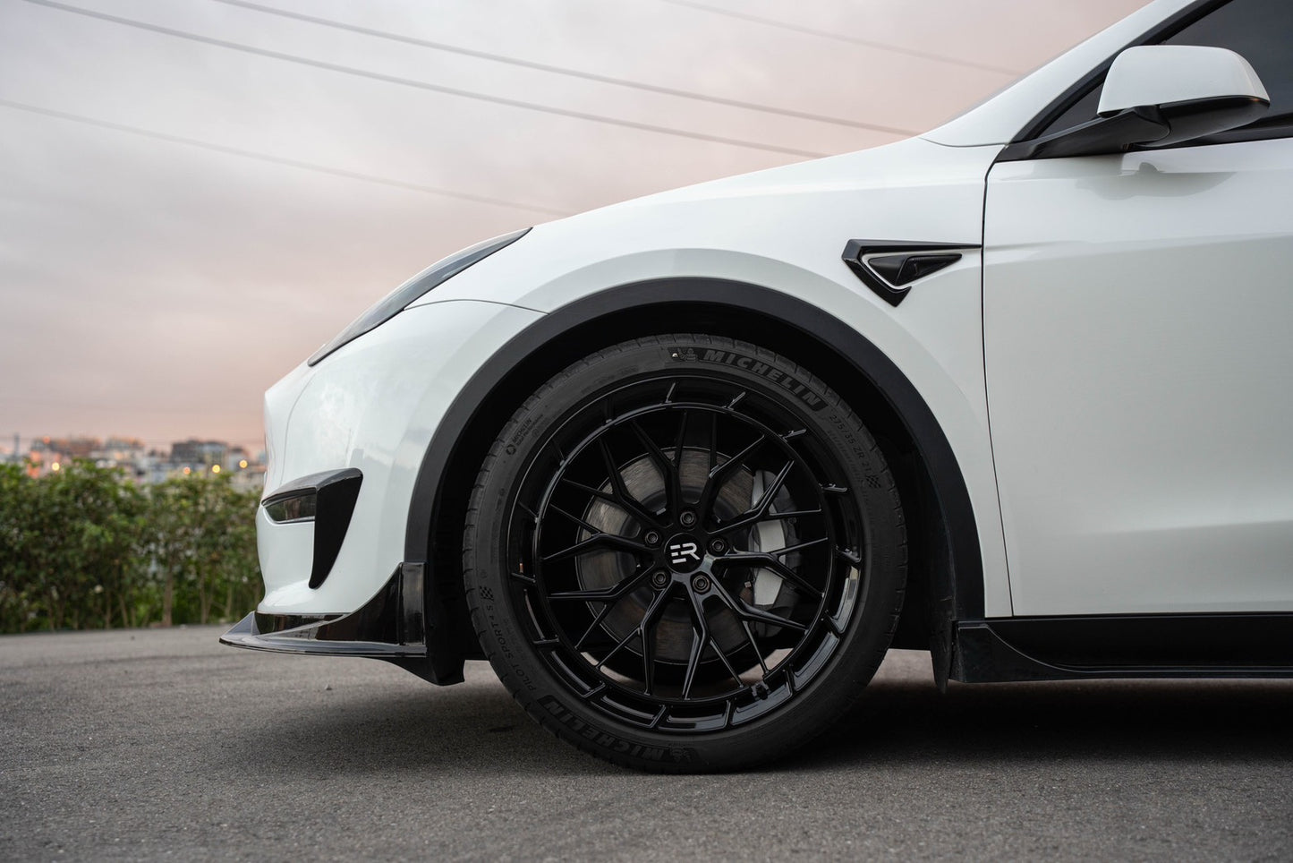 URBN Series UB-23 | Tesla Model Y