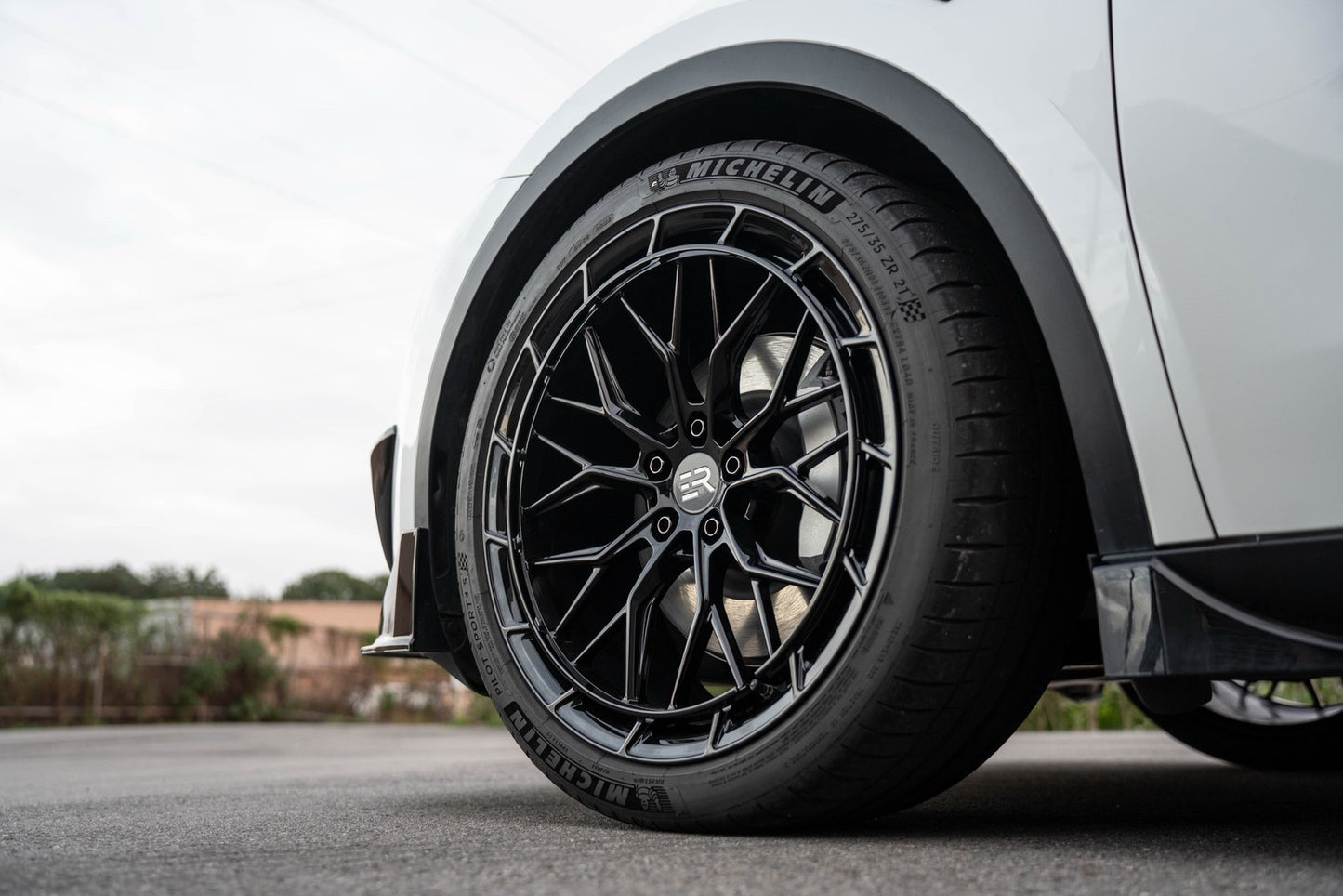 URBN Series UB-23 | Tesla Model Y