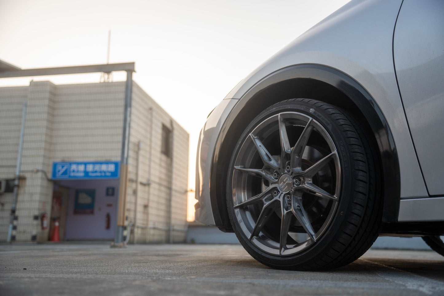 Silver-Arrow Series SA-01 | Toyota Prius PHEV
