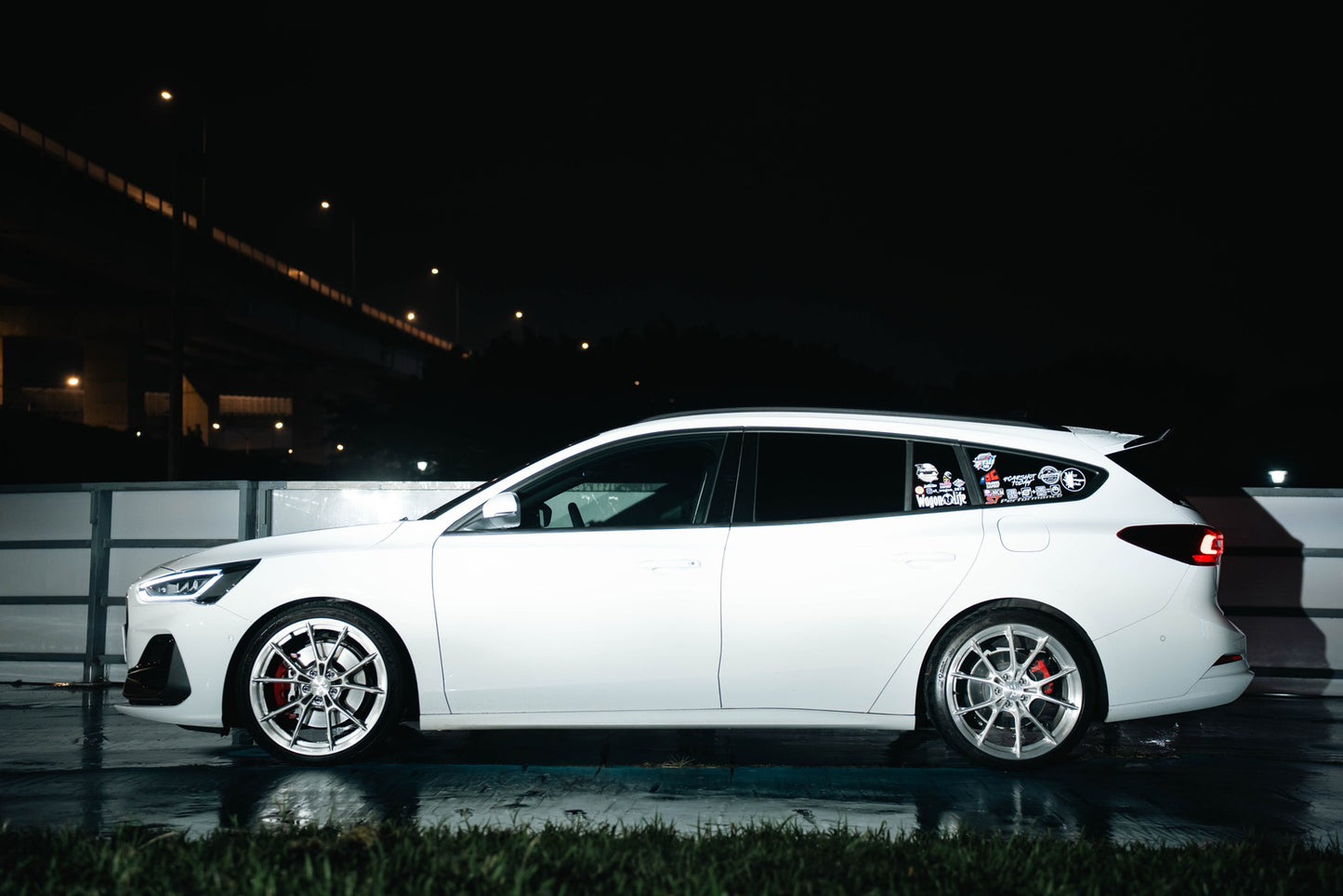 Silver-Arrow Series SA-07 | Ford Focus Wagon ST