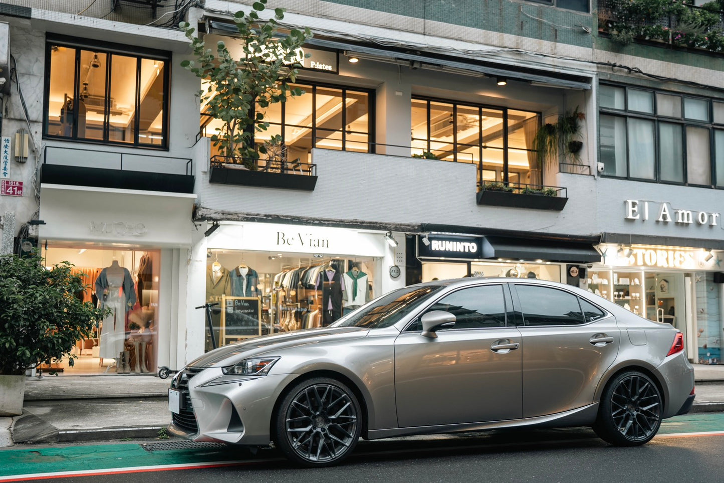 VERO Series VR-17 | Lexus IS300