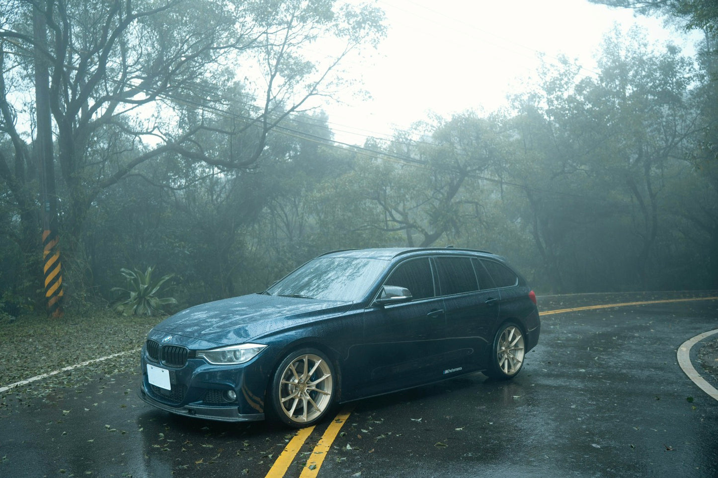 Silver-Arrow Series SA-07 | BMW F31 330I